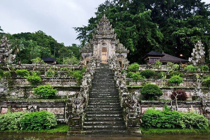 Private Sightseeing Tour of Bali with Transfer Included - Analyzing the Value: Is It Worth It?