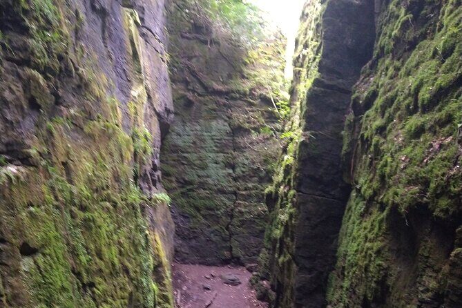 Private Singhampton Caves Hiking Tour, Collingwood/Blue Mountain - Key Points