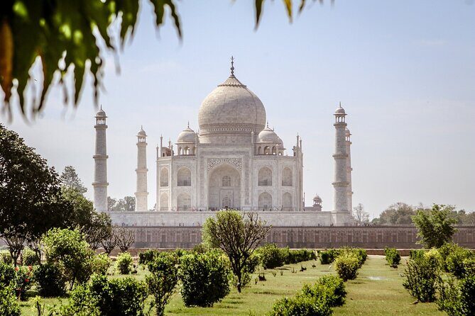 Private Skip the line Taj Mahal Sunrise Trip From Delhi By Car (All Inclusive) - FAQ