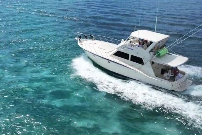 Private Snorkeling or Fishing in Nassau - 55ft Cocorijo - Key Points