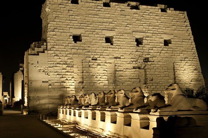 Private Sound and Light Show and Luxor City Tour by Carriage (3 * 1) - Frequently Asked Questions