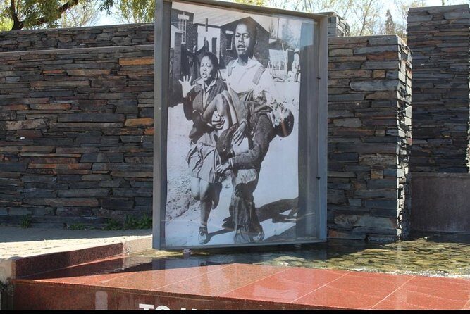 Private Soweto Tour 5 hours approximately from Johannesburg or Pretoria. - FAQs