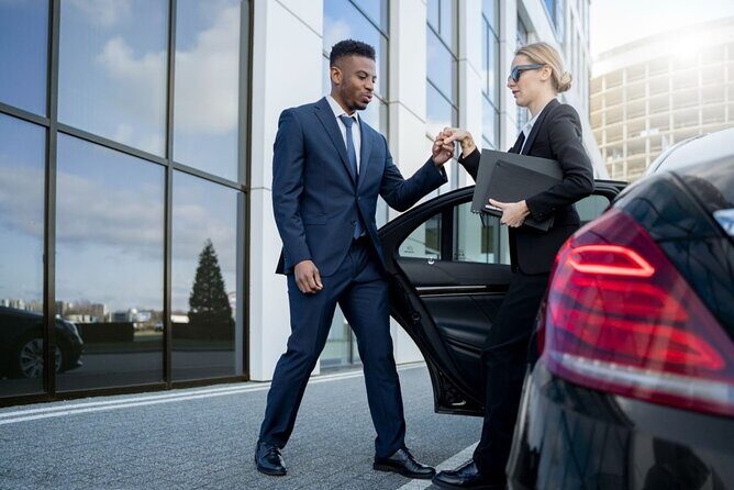 Private SSH Airport Transfer Services - Overview of the Service