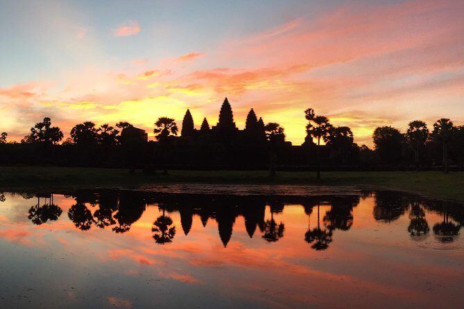 Private: Sunrise Angkor Wat Full Day Guided Visit - Starting with Sunrise at Angkor Wat