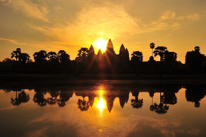 Private Sunrise Angkor Wat Tour with pickup from your hotel - What Makes This Tour Stand Out?