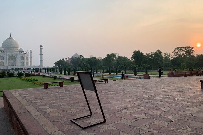 Private Sunrise Taj Mahal and Agra Fort Tour From Delhi To Agra- by AC Car - Starting Early: The Journey from Delhi