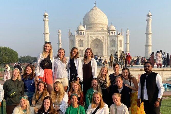 Private Sunrise Taj Mahal Tour from Delhi By Car -All inclusive - The Itinerary: What to Expect