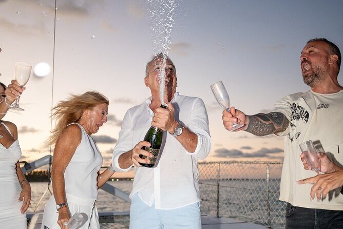 Private Sunset Cruise in Punta Cana - An In-Depth Look at the Private Sunset Cruise Experience