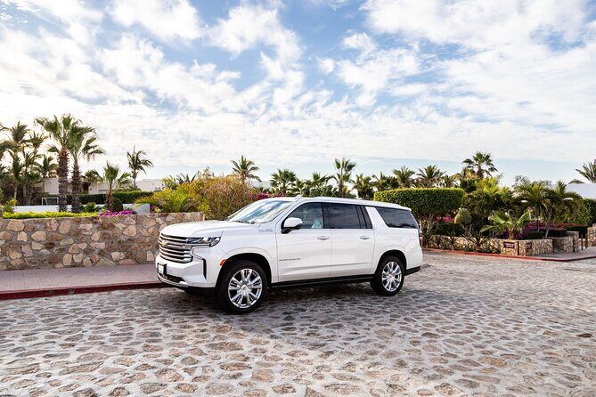 Private SUV Round-Trip from Airport to Hotels in the Corridor - Who Will Benefit Most?