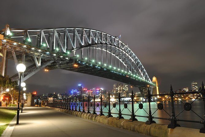 Private Sydney Harbour Sunset Photo Tour & Cruise - Key Points