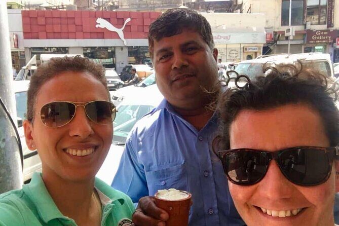 Private Taj Mahal Agra fort Day Trip from Delhi By Car - FAQ