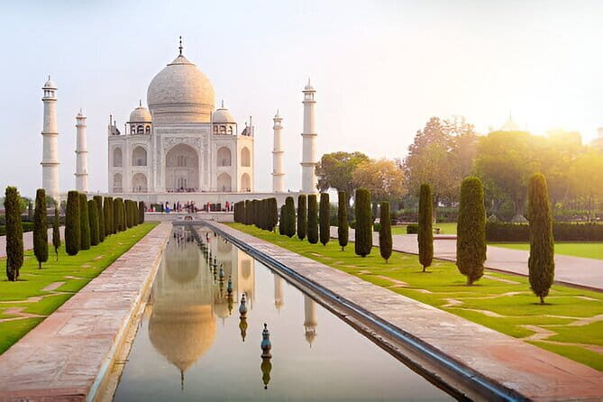 Private Taj Mahal Sunrise Tour and Agra Sightseeing from Delhi - Discovering the Taj Mahal in a Day: A Detailed Review of the Private Sunrise Tour from Delhi