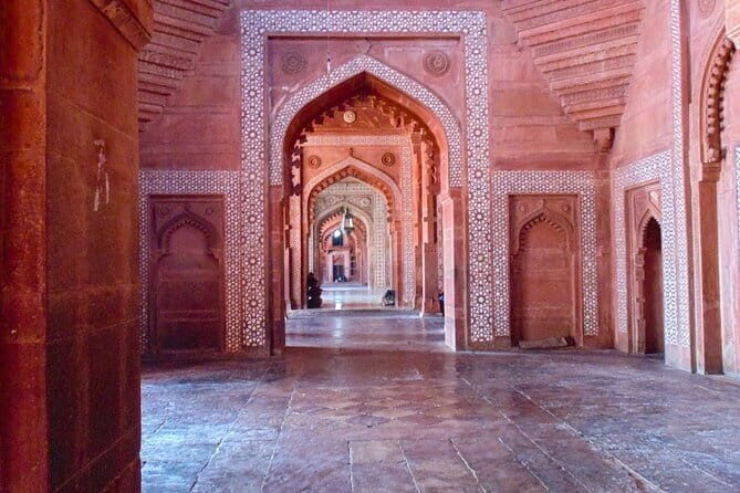 Private Taj Mahal Tour from Delhi by Gatimaan Express - Key Points