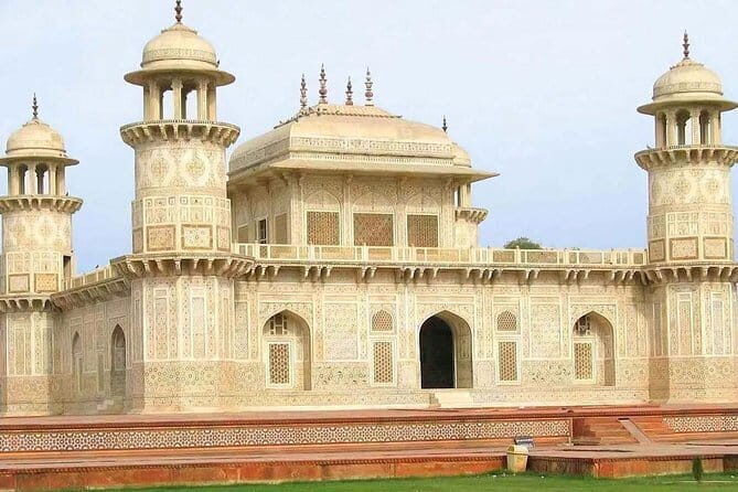 Private Taj Mahal Tour from Delhi by Gatimaan Express - Practical Tips for Your Day