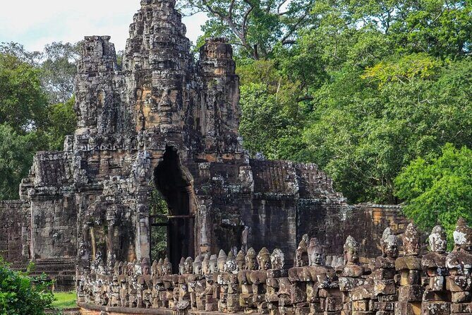 Private Taxi Siem Reap to Phnom Penh, Reliable Friendly Drivers - Key Points