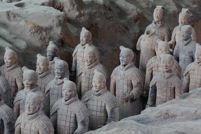 Private Tour: 2-Day Xi'an Exploration from Hong Kong - Key Points