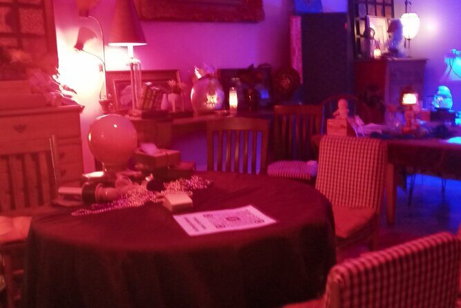 Private Tour and Seance at the House on Bourbon - FAQ