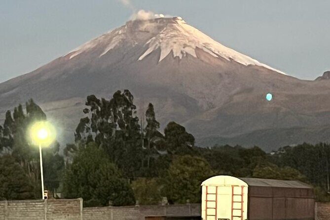 Private tour at Cotopaxi and Quilotoa one day include paint class - FAQ