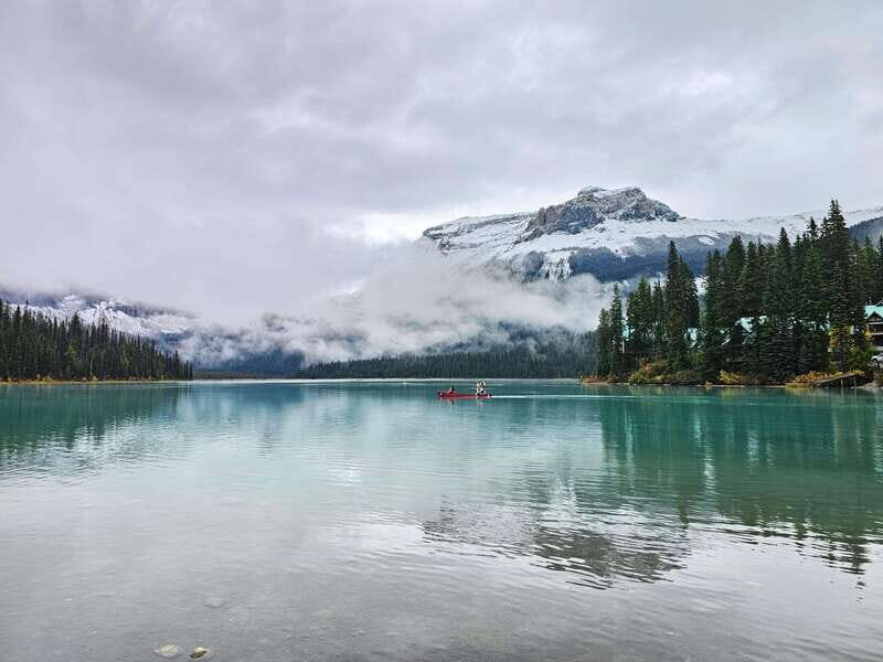 Private Tour Banff/Emerald Yoho Customized Sightseeing - Key Points
