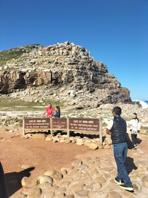 Private Tour: Cape Point, Penguins, Chapmans Peak & more... - FAQ