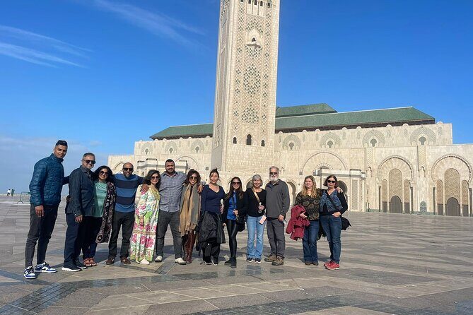 Private Tour Casablanca with Lunch, Mosque Entrance Included - Exploring the Quartier Habous