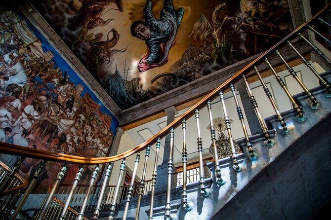 PRIVATE Tour Chapultepec Castle - Price and Value