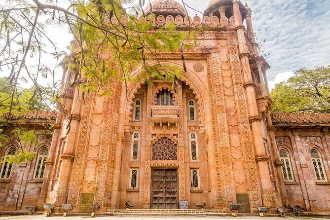 Private Tour: Chennai Sightseeing Including Fort St George and Government Museum - Key Points