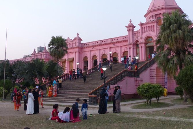 Private Tour: Dhaka Heritage & Cultural Tour - Full Day - Who Should Consider This Tour?