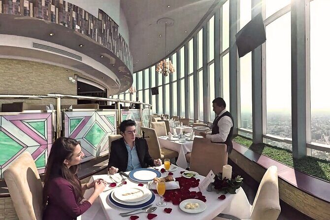 Private Tour: Dinner at the largest revolving restaurant in the world - Discovering the Largest Revolving Restaurant in Mexico City: A Detailed Review