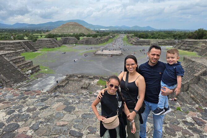 Private tour EN Teotihuacan with Pyramid Ascent and Breakfast - Key Points