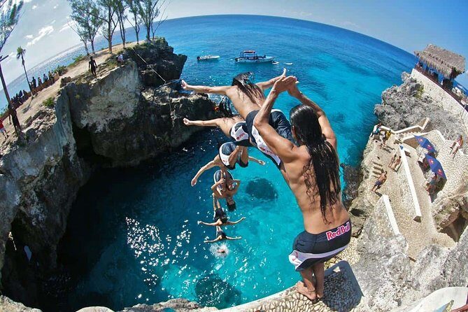 Private Tour From Ocho Rios or Runaway Bay To Negril 7 Miles Beach & Ricks Cafe - Exploring the Itinerary in Detail