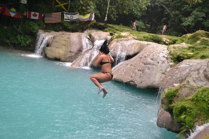 Private Tour From Runaway Bay to Ocho Rios, Blue Hole, Sightseeing and Shopping. - Why the Guides Make a Difference
