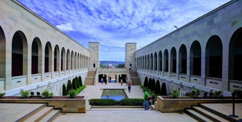 Private Tour: From Sydney to Canberra Full Day Tour - Breathtaking Views and Iconic Vantage Points