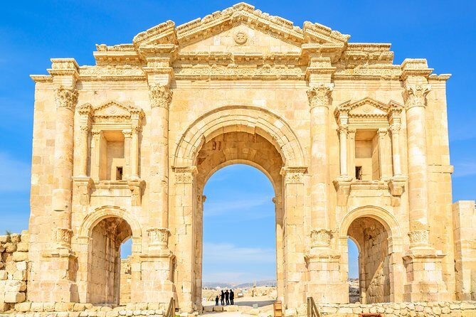 Private Tour: Full Day Trip of Jerash, Umm Qais, and Pella from Amman - Key Points