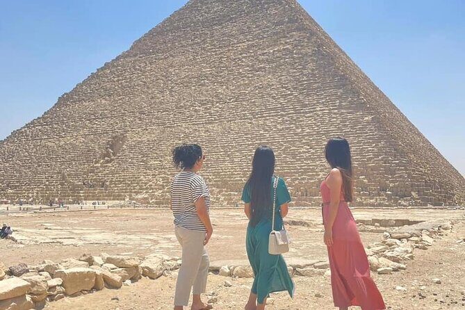 Private Tour Giza Pyramids ,Cairo Museum ,Camel Ride & lunch - Who Should Consider This Tour?