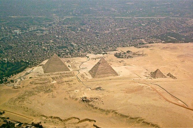 Private tour Giza Pyramids & Egyptian Museum from Hurghada by car - FAQ