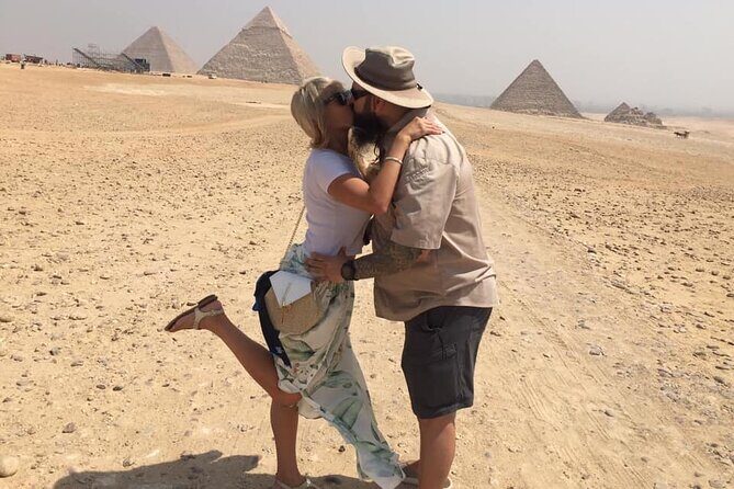 Private Tour Giza pyramids ,Sphinx. Lunch and local bazaars - The Sum Up