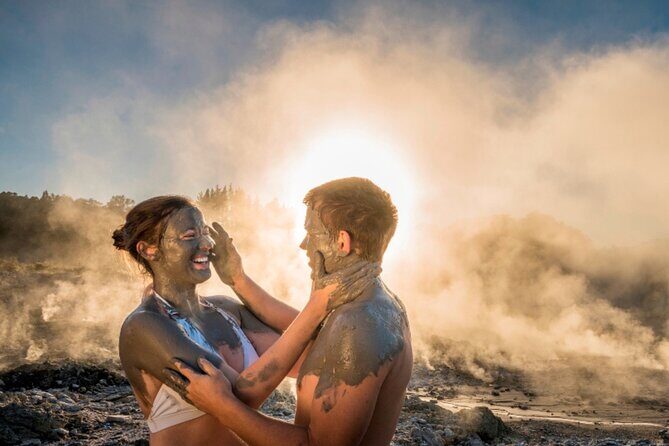 Private Tour: Hobbiton Movie Set, Rotorua Mud Pool & Treewalk - Who Should Consider This Tour?