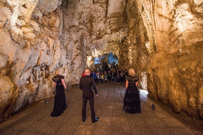 Private Tour: Hobbiton & Waitomo Glowworm Cave Experience - FAQ
