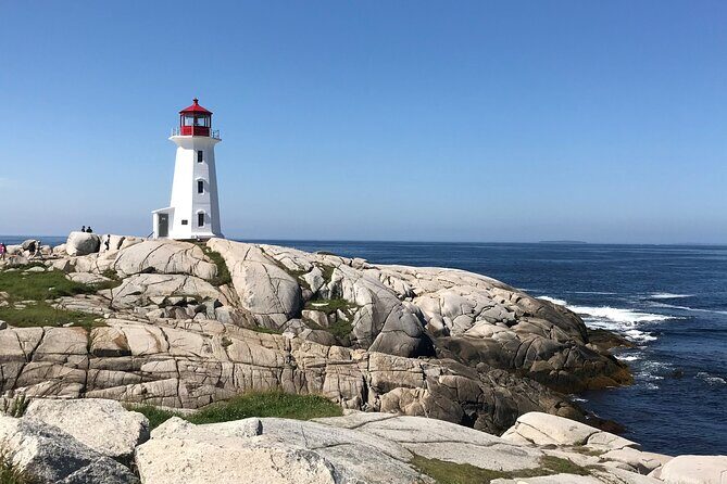 Private Tour in Halifax by a Luxury Vehicle with Informative Guide - A Deep Dive into the Experience