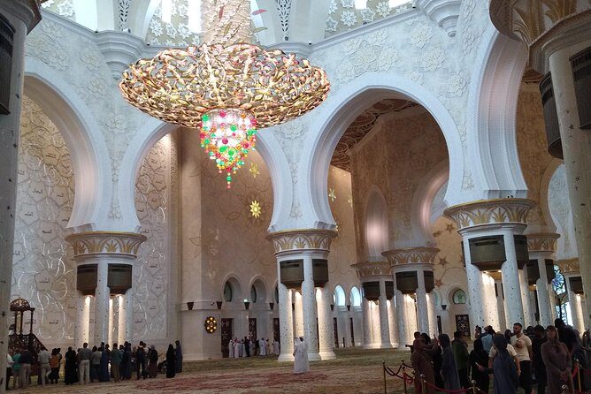 Private Tour : Louvre Museum Abu Dhabi & Sheikh Zayed Grand Mosque visit - FAQ
