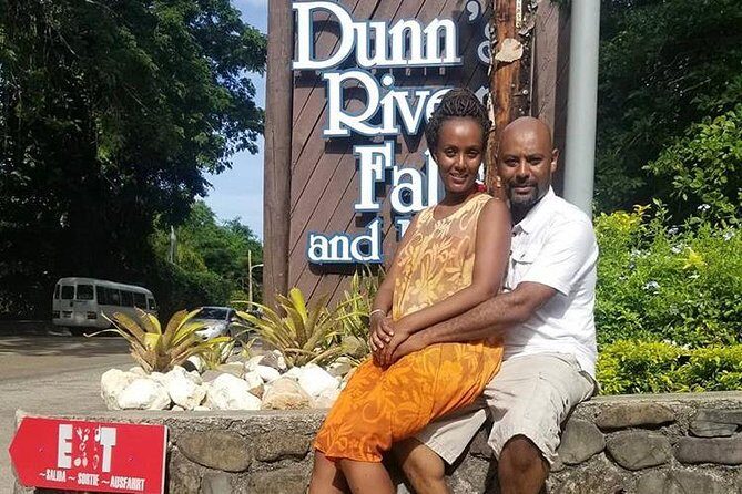 Private Tour Montego Bay To Blue Hole and Dunns River falls - Key Points