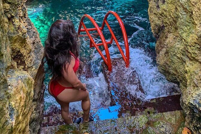Private Tour Negril Beach and Rick's Cafe From Montego Bay - FAQs