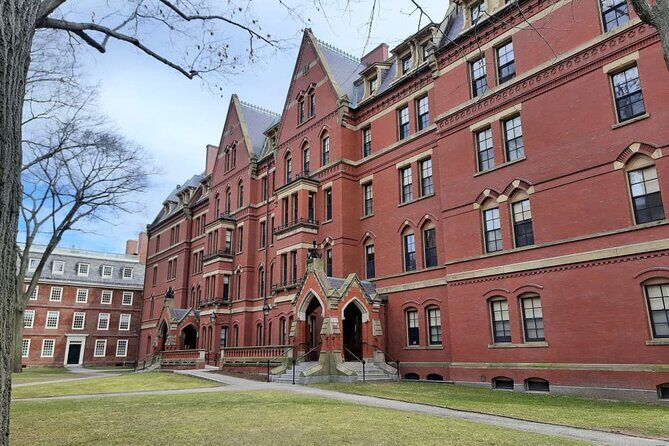 Private Tour of Boston - Analyzing the Cost & Value