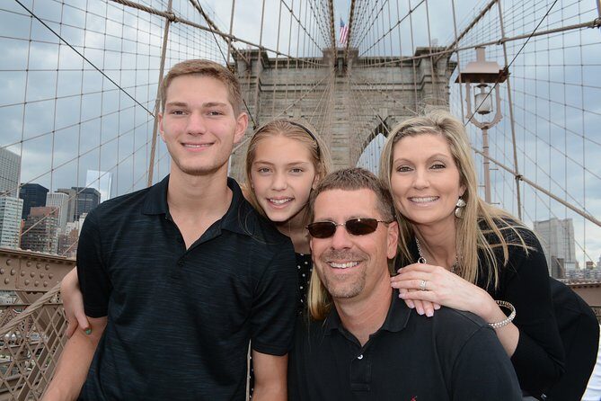 Private Tour of Brooklyn Bridge and neighborhoods with PhotoShoot - A Detailed Look at What to Expect