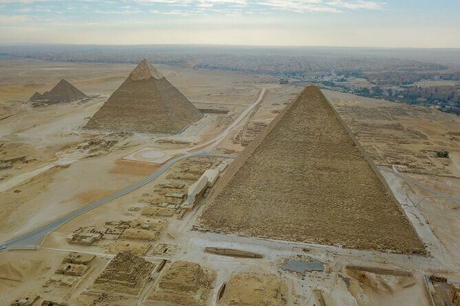 Private Tour of Giza Pyramids, Memphis,Sakkara,Dahshur with Lunch - Key Points