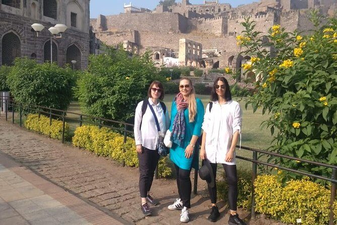 Private tour of Hyderabad in car with guide and lunch - Who Would Benefit Most?
