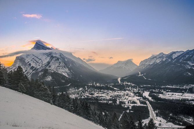 Private Tour of Lake Louise and the Icefield Parkway for up to 12 guests - An In-Depth Look at the Itinerary