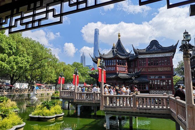 Private Tour of Shanghai Highlights and Zhujiajiao Water Town in One Day - A Closer Look at the Itinerary