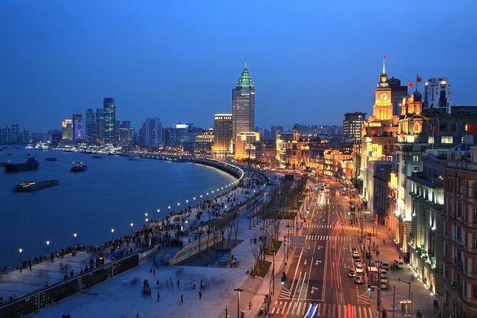 Private Tour of Shanghai Museum the Bund Yu Garden and Cruise on Huangpu River - Key Points